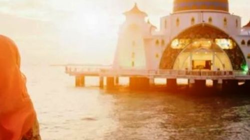 Spania: Autoritatea de supervizare a concurenţei investighează platforma de rezervări Booking.com