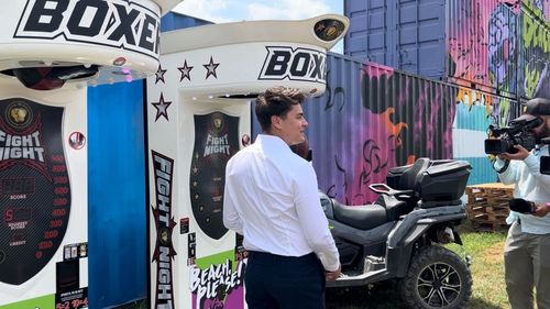 VIDEO Andrei Șelaru (Selly), co-fondator ”Beach, Please!”: ”Costinești ar trebui să aibă ca simbol un aparat de dat cu pumnul”