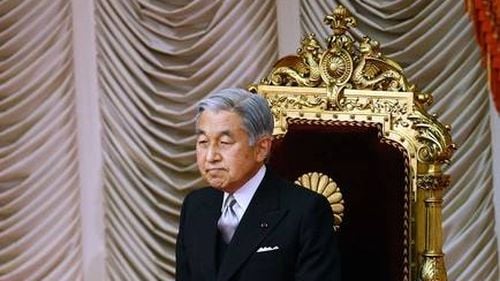 Împăratul Akihito renunță la Tronul Crizantemei. Este prima abdicare din ultimii 200 de ani