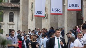 SURSE Încep epurările în USR: Stelian Ion cere excluderea sau suspendarea a 13 membri din Constanța, acuzați că au colaborat cu Mircea Geoană