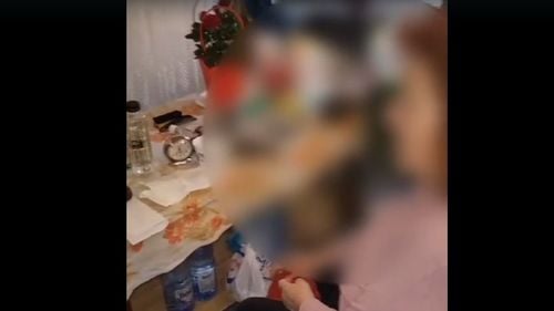 Căsătorii fictive cu persoane cu dizabilități și fără moștenitori, într-un dosar de înșelăciune și lipsire de libertate, transmite Poliția/ Suspecții se căsătoreau cu victimele pentru a le lua moștenirile, spun autoritățile