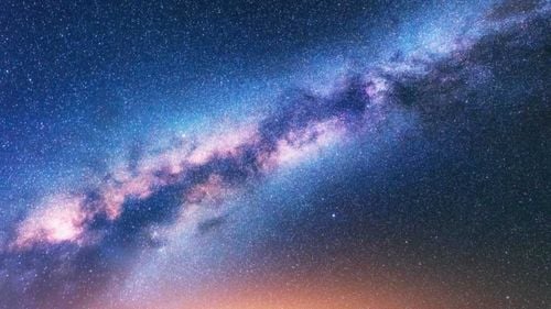 Gaura neagră din centrul galaxiei noastre se rotește rapid și alterează continuumul spațiu-timp  din jurul ei (studiu)