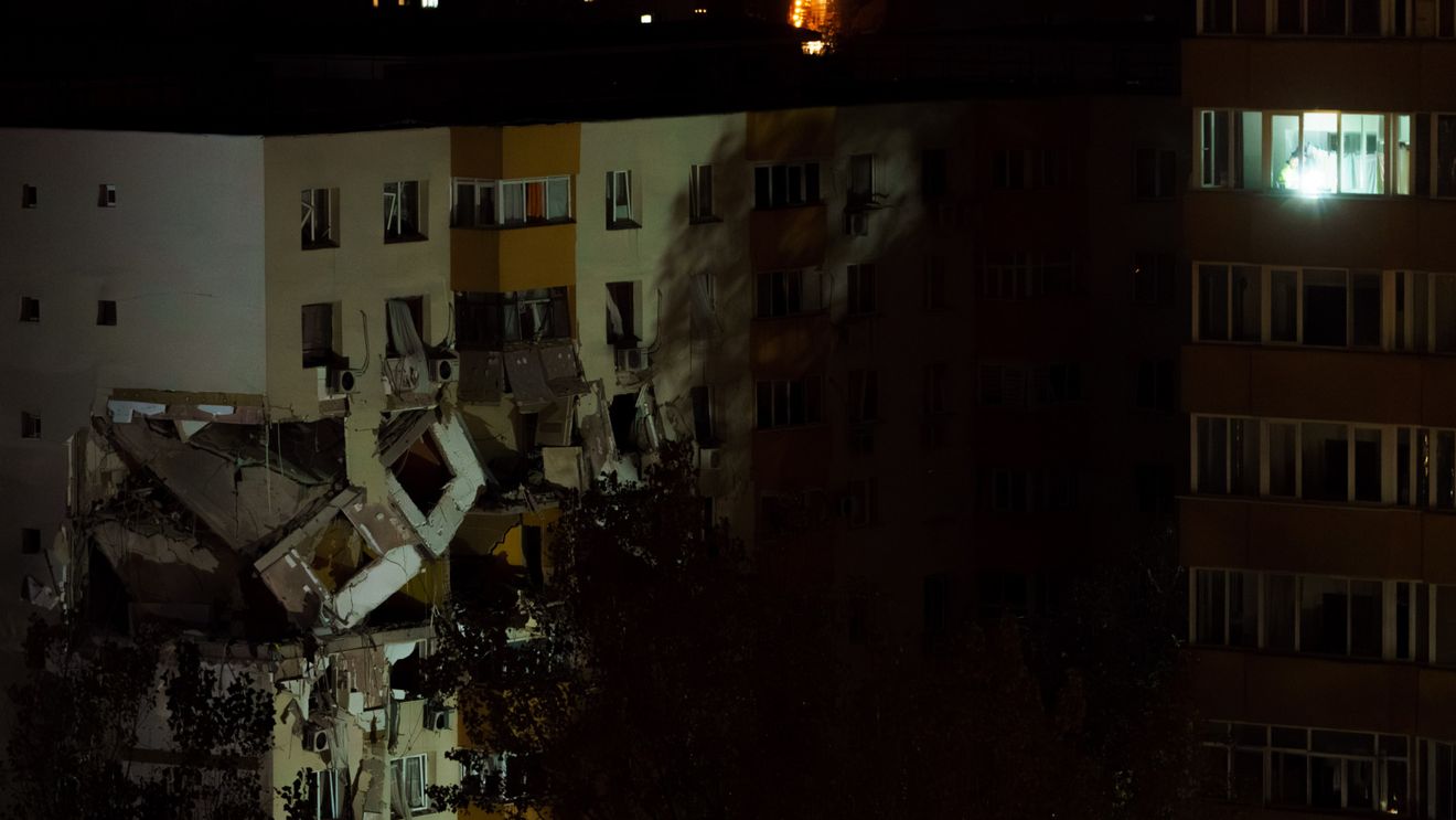 Explozia din Rahova / Poliția Capitalei: S-a reuşit intrarea în anumite locuinţe, pentru ca cetăţenii să-şi ia bunurile necesare