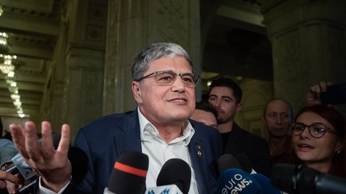 BREAKING Ministrul Boloș a dat vina pe secretara de stat Daniela Pescaru pentru amendamentul cu naționalizarea pensiilor din Pilonul 2 / El a recunoscut că naționalizarea a mai fost discutată acum o lună de coaliția PSD-PNL, la propunerea cuiva "care nu face parte din structurile politice”, dar ideea a fost respinsă