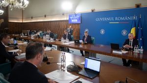 Hotărârea de majorare la 3.300 de lei a salariul de bază minim brut ar urma să se aprobe în ședința Guvernului de joi