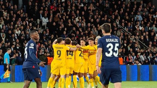 Doi suporteri ai Barcelonei au fost arestați în urma unor saluturi naziste și gesturi rasiste după meciul împotriva PSG