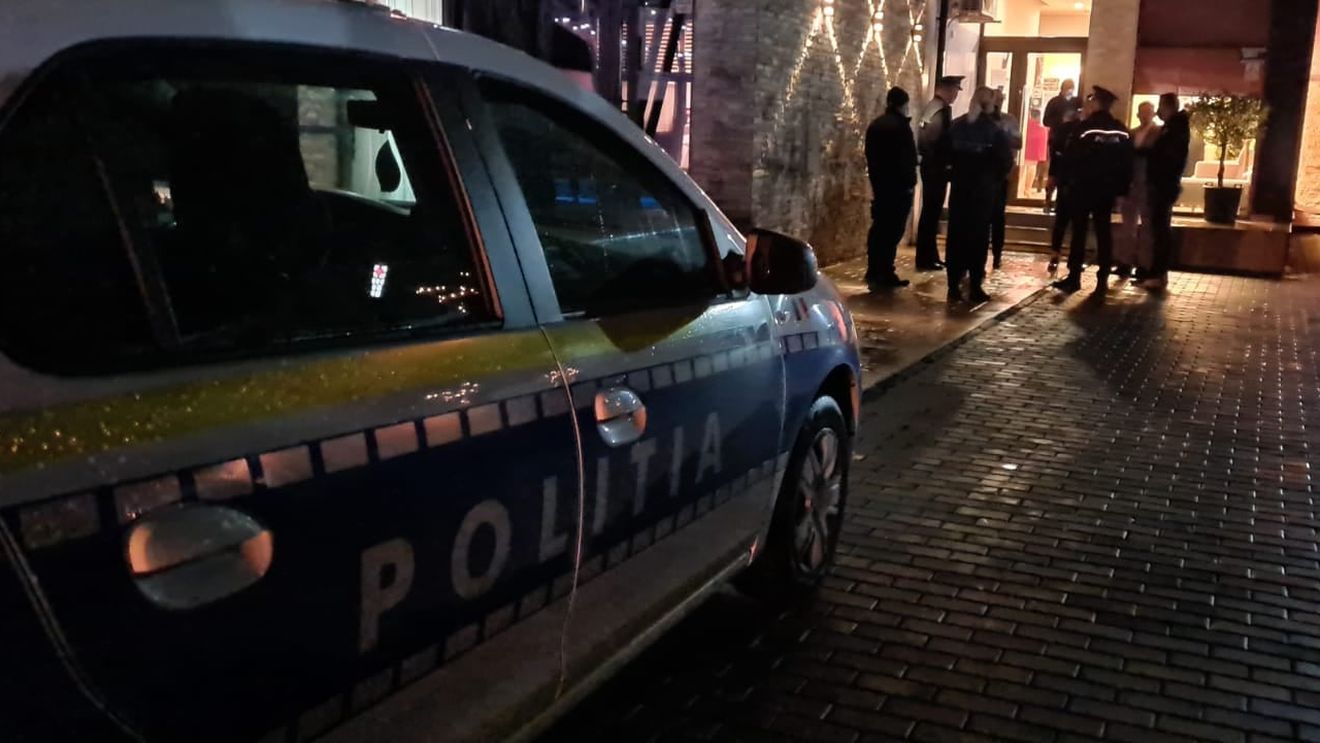 Bătaie cu bâte şi lopeţi într-o sală de jocuri din Dâmbovița
