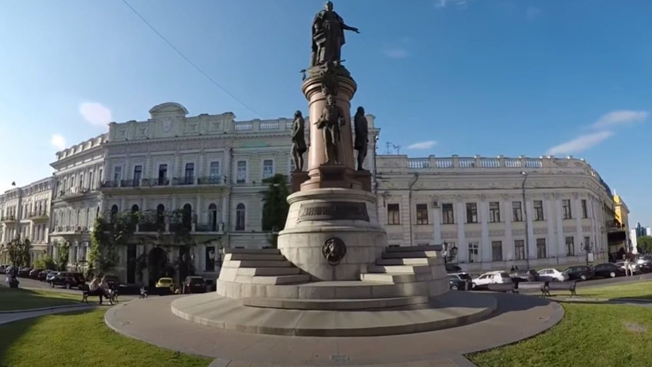 Nouă oameni, printre care și un copil, au murit, în Odesa, din cauza inundaţiilor