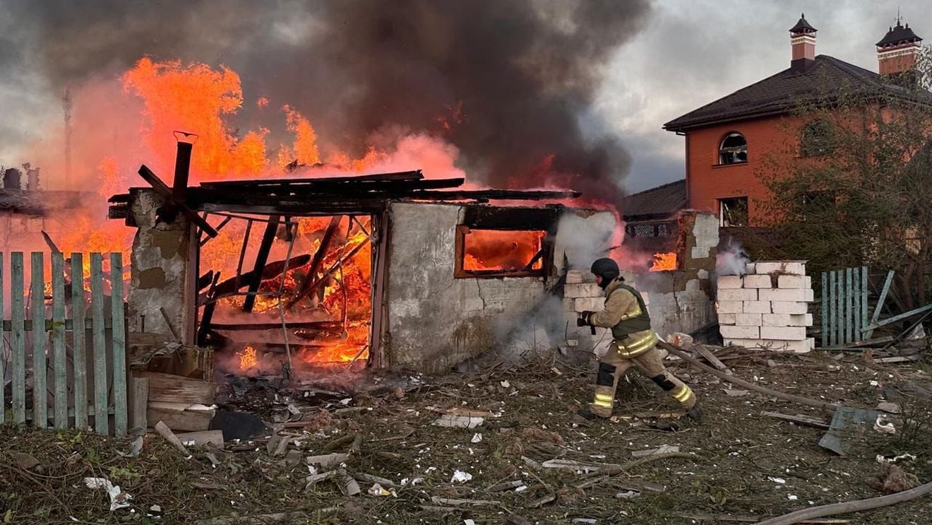 Autorităţile ucrainene ordonă evacuări în masă din jurul oraşului devastat Kupiansk / De mai multe luni, forţele ruse atacă şi avansează în zonă