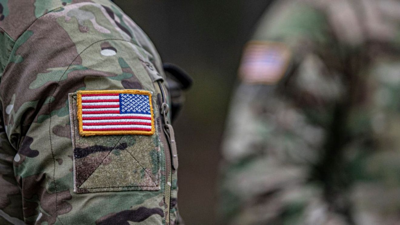 Un marinar al US Navy a fost condamnat pentru spionaj în folosul Chinei