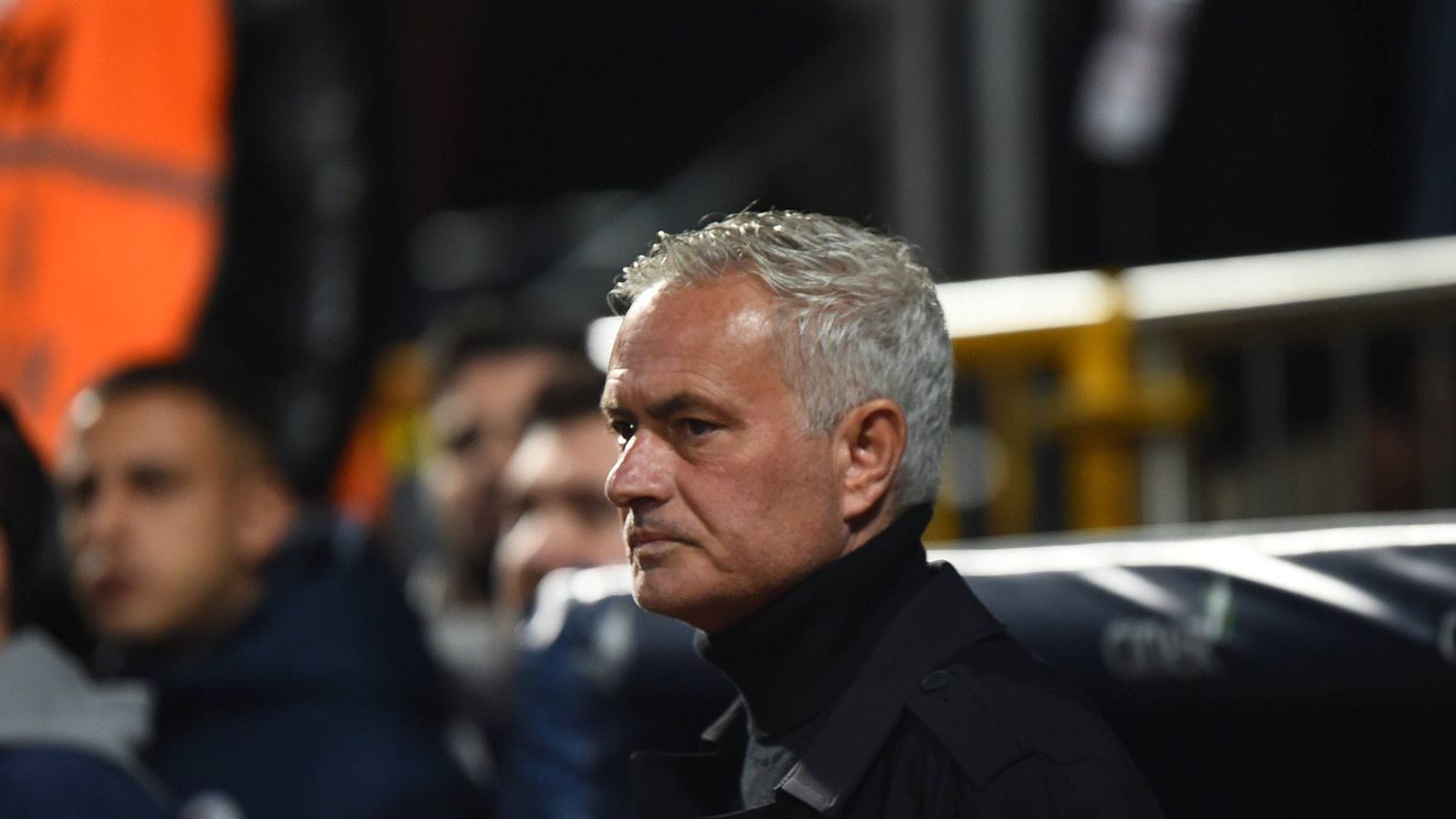 VIDEO Jose Mourinho, spectacol în conferință - În lipsa trofeelor, portughezul devine viral pe rețelele de socializare