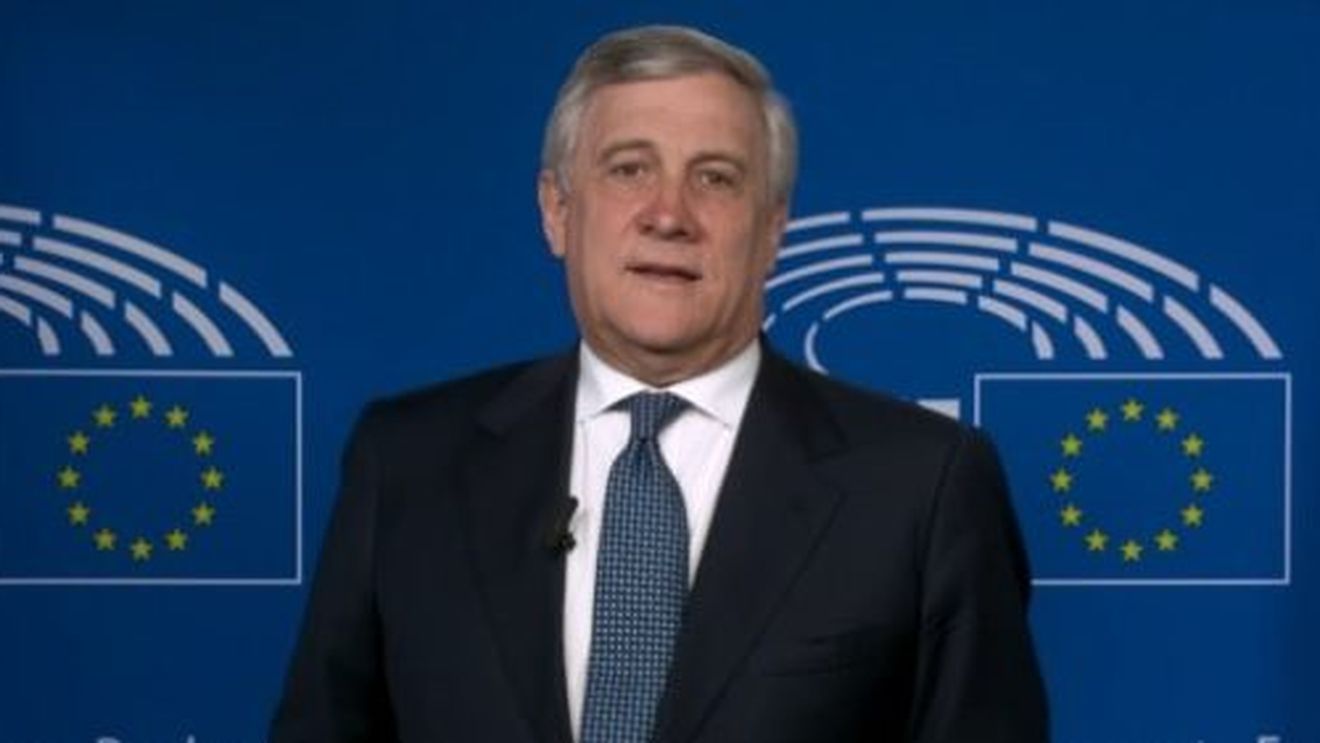 Tajani: "Europa suveranistă capitulează în faţa dragonului chinezesc".