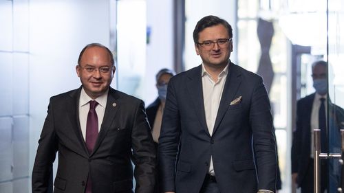 Canalul Bîstroe, drepturile comunității românești din Ucraina sau nemulțumirile fermierilor români și cerealele ucrainene, temele discutate la ultima convorbire telefonică între miniștrii de Externe ai României și Ucrainei