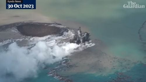 VIDEO Cea mai nouă insulă din lume s-a format în largul Japoniei, după erupția unui vulcan submarin