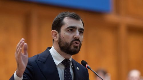 Deputatul Claudiu Năsui (USR): Grindeanu se miră de prăbuşirea economiei la care a contribuit din plin