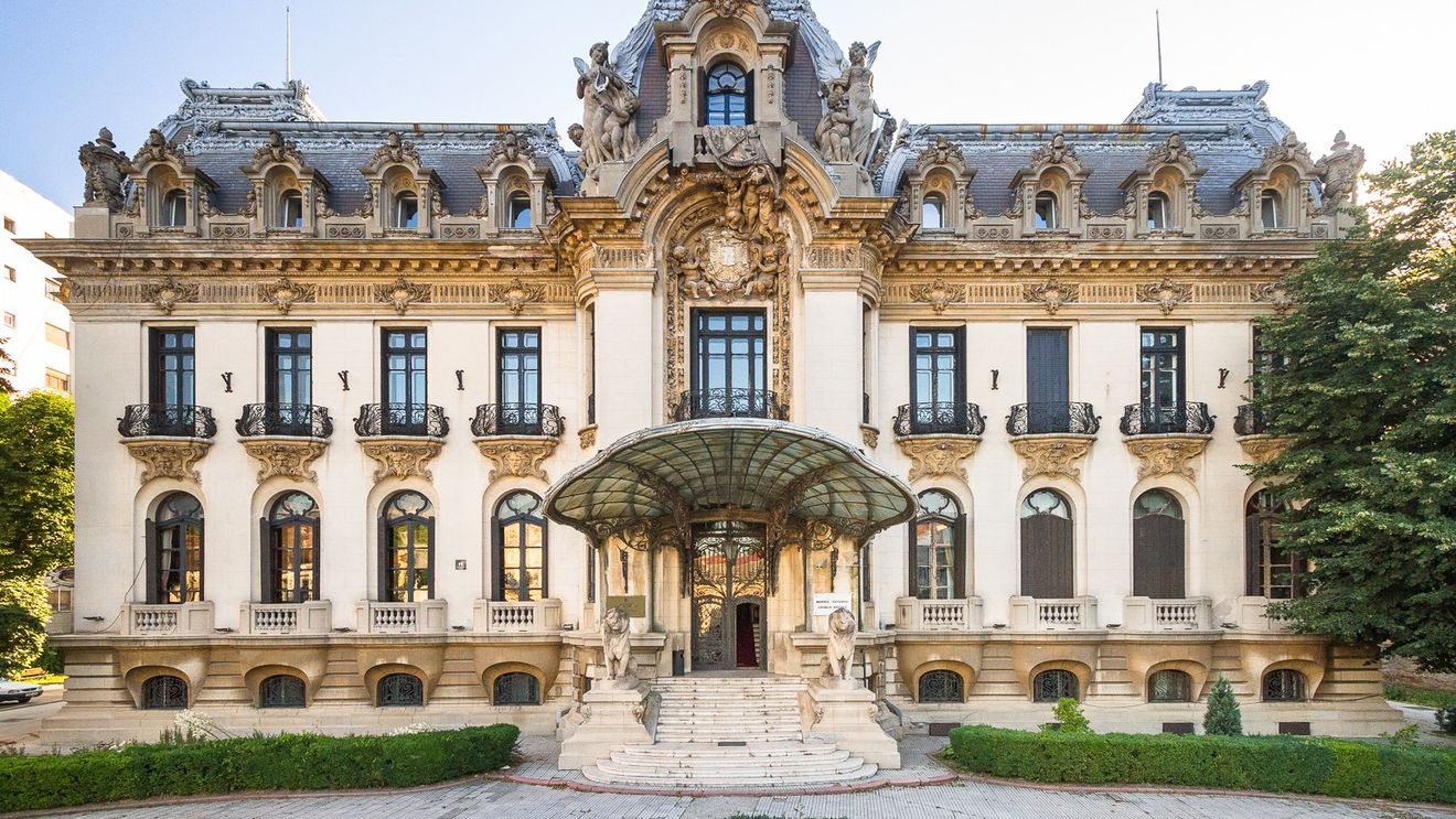 Au început lucrările de restaurare a Palatului „Cantacuzino”