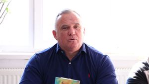Ioan Clămparu, cunoscut sub numele ”Cap de porc”, se dedică artei în Penitenciarul Aiud / Participă la simpozioane de poezie / A organizat cea mai mare rețea de prostituție din Spania