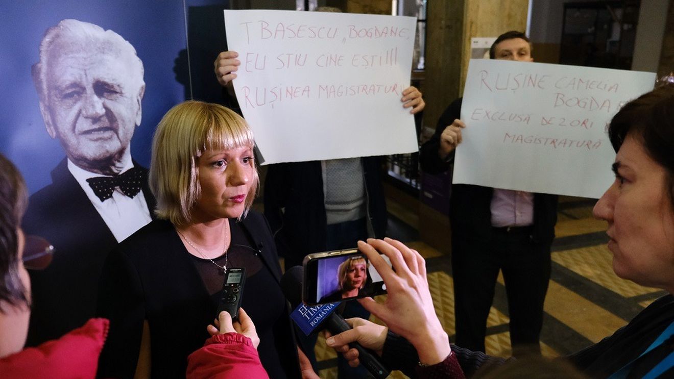 CEDO a respins ca inadmisibilă o plângere a fostei judecătoare Camelia Bogdan / Decizia este definitivă / Curtea a constatat că reclamanta a dezvăluit detaliile de soluționare amiabilă în ceea ce privește cauza sa, deși acest lucru era interzis