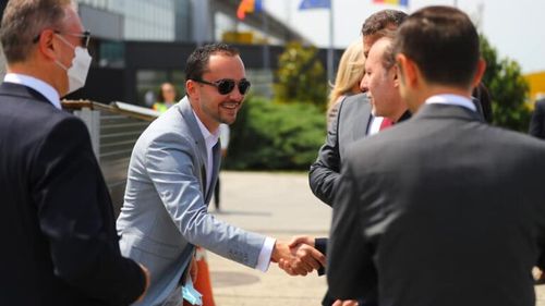 BREAKING Deputatul PNL Cosmin Șandru, urmărit penal de DNA pentru dare de mită. AUR l-a acuzat că a încercat să corupă parlamentari să nu voteze moțiunea de cenzură