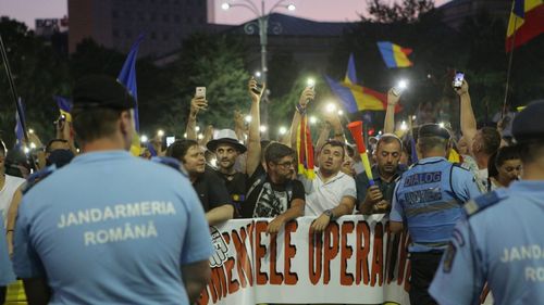 Patru ani de la violențele din 10 august 2018: Jandarmii și șefii lor de atunci, încă în cercetare/ Dragnea și Carmen Dan, neatinși/ Huliganii, condamnați, doar doi cu executare pentru agresiunea împotriva jandarmeriței Ștefania