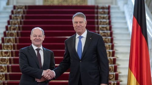 Iohannis și Scholz, la București: ”Împărtășim o viziune comună spre extinderea în Est a UE”/ ”Sunt foarte impresionat de solidaritatea României față de Republica Moldova”