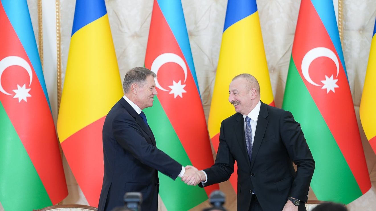 Klaus Iohannis, în Azerbaidjan: "Rămânem puternic interesați în accesarea de volume suplimentare de gaz caspic pentru a acoperi consumul nostru național aflat în creștere"