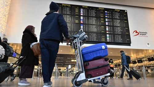 Coliziune între două avioane pe aeroportul LaGuardia din New York: două persoane, rănite uşor