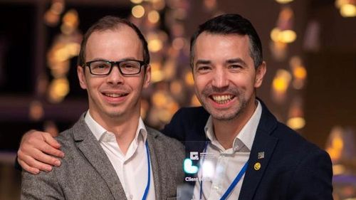 Un startup românesc de tehnologie software se extinde în Asia și intră pe piața din Singapore