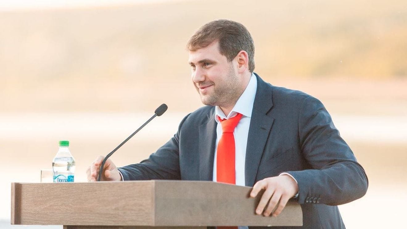 Ilan Șor a fentat Guvernul: Aeroportul Chișinău a ajuns în gestiunea familiei Rotschild „pe ușa din spate”