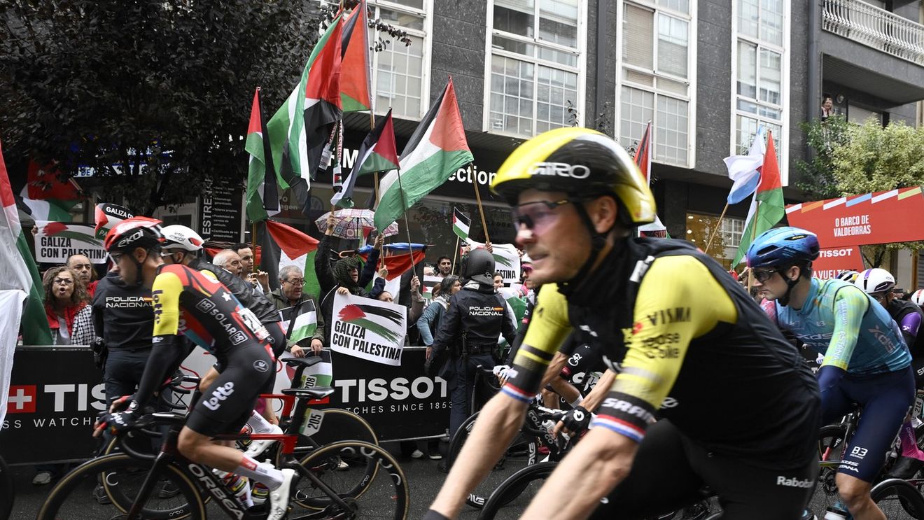 Etapa de contratimp a Turului Spaniei, redusă cu 15 km din cauza manifestaţiilor pro-palestiniene