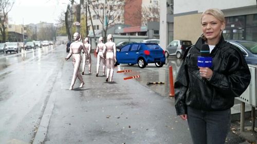 ANIMAȚIE cu accidentul din Capitală, unde patru femei au fost spulberate într-o stație de autobuz. La volan era un polițist