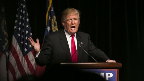 Trump acuză migranții că aduc „gene proaste” în Statele Unite