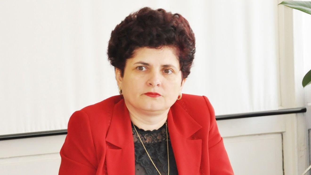 Șefa DSP Argeș, Sorina Honțaru, a fost schimbată din funcție și înlocuită cu un medic militar/ Președintele CJ: A fost schimbată pentru că nu e membru PNL