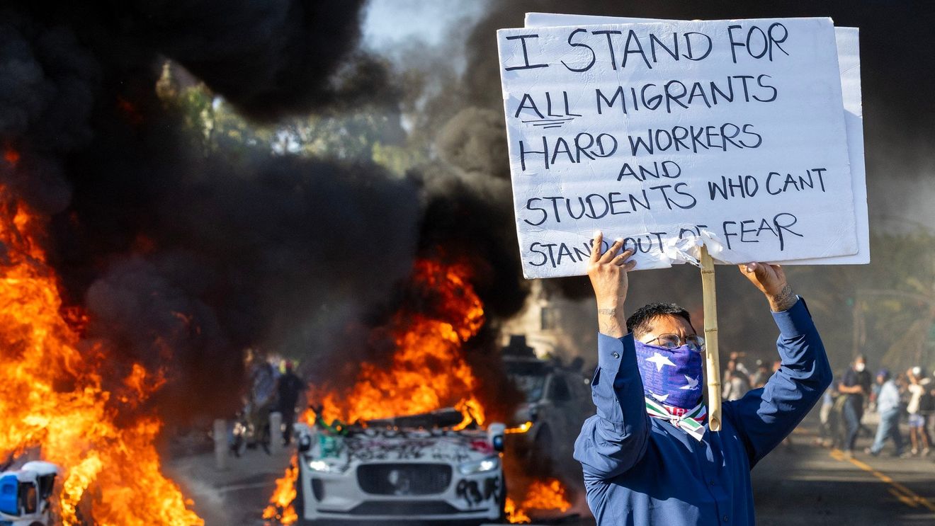 Trump afirmă că Los Angeles este invadat de "inamici străini" / ”Ceea ce vedeţi în California este un atac total asupra păcii, legii şi ordinii şi suveranităţii naţionale”