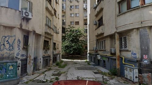 Un bloc de 9 etaje din centrul Bucureștiului, cu risc seismic I, nu poate fi consolidat pentru că primăria nu găsește soluții să îi mute pe locatari