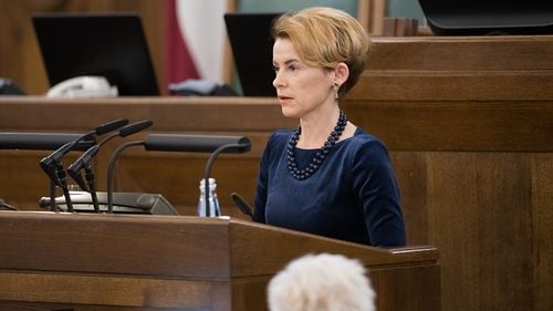 Ministrul de Interne al Letoniei a demisionat după ce poliţia nu a putut împiedica o manifestaţie pro-sovietică