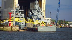 Germania afirmă că mai multe dintre navele sale de război au fost sabotate / În sistemul de propulsie al unei corvete au fost introduse așchii de metal / Un viceamiral sugerează că în spatele războiului hibrid este Rusia