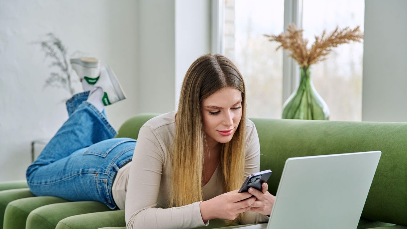 Moda la un click distanță: Cum schimbă ChatGPT regulile cumpărăturilor online