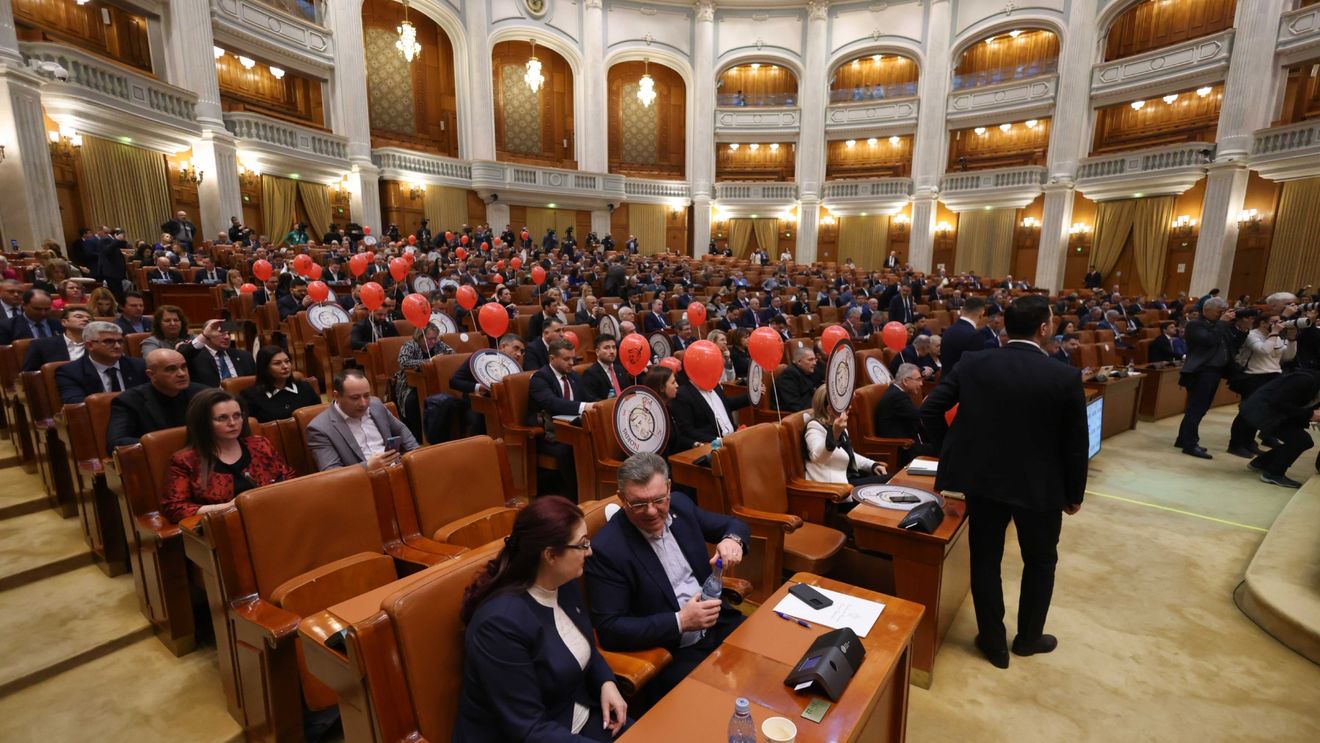 Guvernul transmite Parlamentului în procedură de urgenţă proiectul care vizează îmbunătăţirea activităţii companiilor de stat / Marcel Ciolacu: Toţi angajaţii din aceste întreprinderi, inclusiv şefii, vor fi plătiţi în funcţie de performanţă