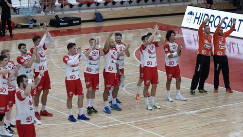 Handbal masculin: Dinamo Bucureşti, debut cu victorie acasă, în Liga Campionilor, cu danezii de la Fredericia HK