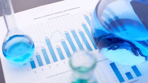 Claudiu Năsui susține că în România sunt 113 institute, 12 centre și 48 de stațiuni de cercetare / Totuși, România e pe ultimul loc în UE la inovație: „Ce cercetează? Care e rezultatul?”