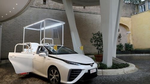 Înainte de moartea sa, Papa Francisc a cerut ca un papamobil să fie folosit pentru ajutor în Gaza