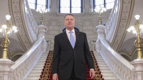 VIDEO Iohannis a anunțat temele pentru referendum: Interzicerea amnistiei și grațierii pentru infracțiuni de corupție și interzicerea OUG-urilor în domeniul infracțiunilor / ”PSD-iștii au atât de multe probleme penale încât sunt dispuși să riște stabilitatea și viitorul României doar pentru a-și albi dosarele”