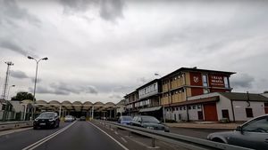 Controalele introduse de Polonia la graniţa cu Germania vor rămâne iniţial în vigoare timp de patru săptămâni