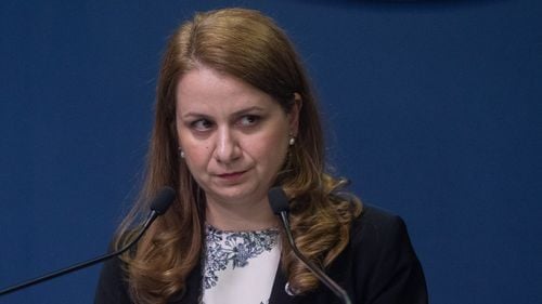 Reacție fermă a ministrului Educației, Ligia Deca, față de atacurile AUR la adresa SNSPA: Spun nu propagandei politice în școli și universități!