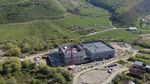 O capsulă a fost introdusă la temelia Galeriei Istorice a Transilvaniei, care se ridică lângă Cluj / Obiectele din capsulă vor fi dezvăluite doar în 2126 / ”De aceea construim muzee. Nu pentru noi, ci pentru cei care vor veni după noi”