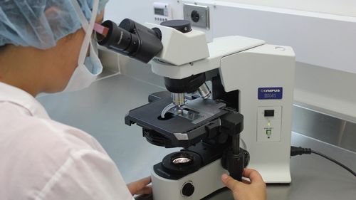 Pfizer testează folosirea unui vaccin pneumococic împreună cu o a treia doză de vaccin pentru Covid-19