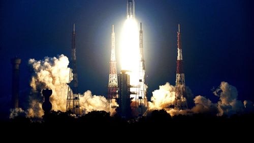 India vrea să fie a patra țară după SUA, Rusia și China care ajunge pe Lună / Va lansa pe data de 14 iulie nava Chandrayaan - 3