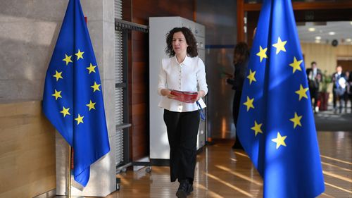 Roxana Mînzatu, vicepreședinte al CE: România stă bine la capitolul femei în IT, dar doar 28% dintre adulți au abilități digitale de bază / O treime dintre adolescenți din UE nu au competențe precum operațiunile matematice de bază