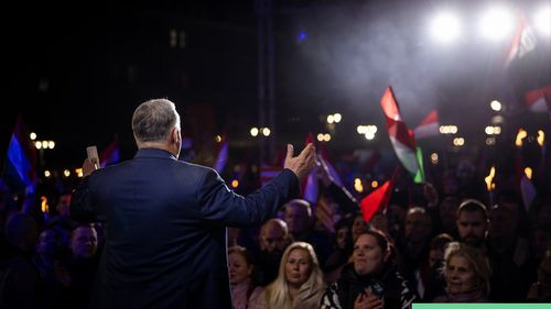Ungaria se pregătește de lupta postelectorală / Cum vor reacționa partidul  lui Orban sau opoziția dacă vor pierde alegerile? - analiză Politico